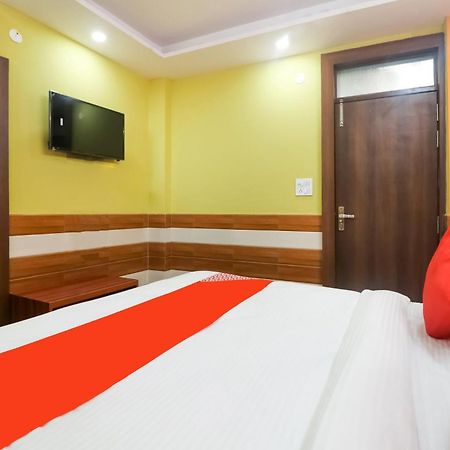 Hotel O Mayur Plaza Delhi (National Capital Territory of India) Exterior foto