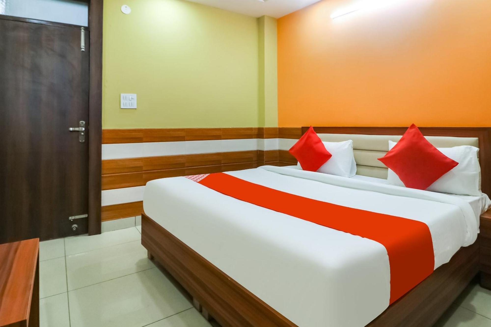 Hotel O Mayur Plaza Delhi (National Capital Territory of India) Exterior foto