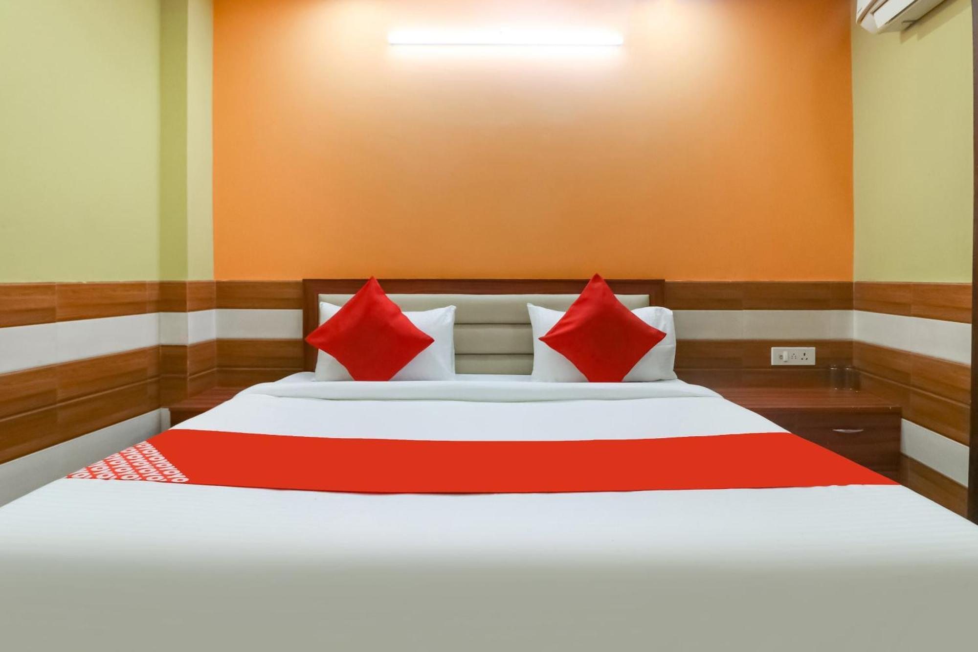 Hotel O Mayur Plaza Delhi (National Capital Territory of India) Exterior foto